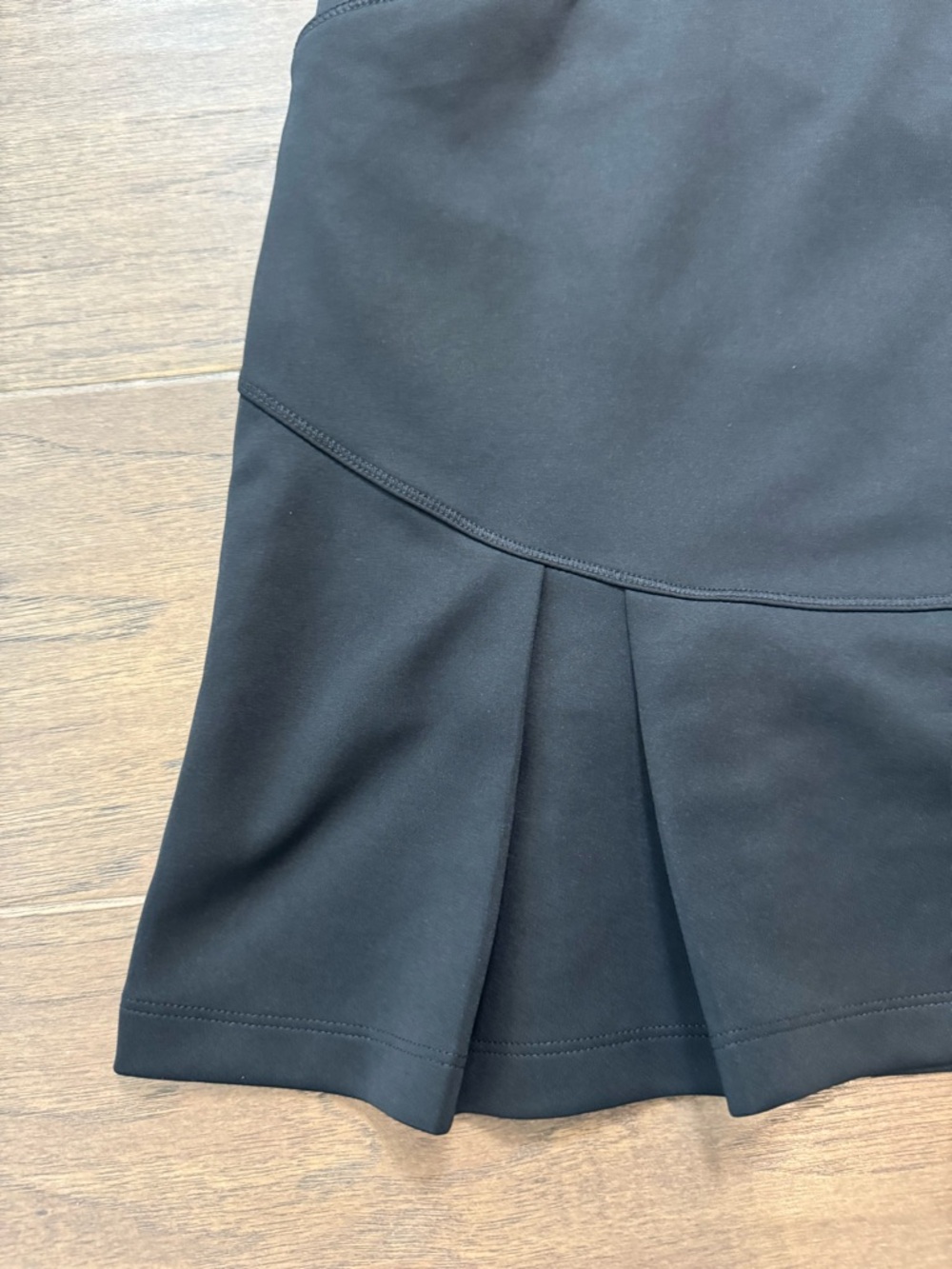 Adidas Women's Black Athletic Golf Tennis Skort Skirt with Ruffles - Picture 2 of 9